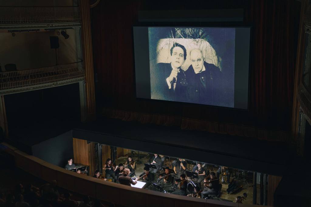 Filme ‘Caiçara’ será exibido com trilha ao vivo no Theatro São Pedro